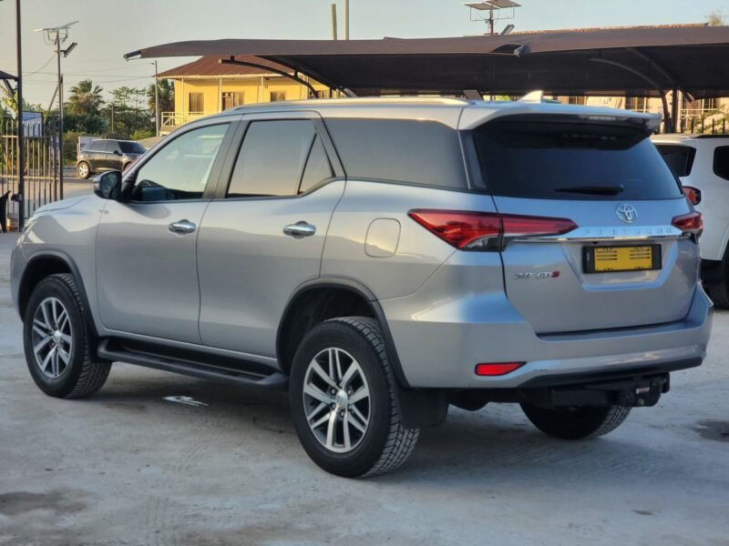 Toyota Fortuner