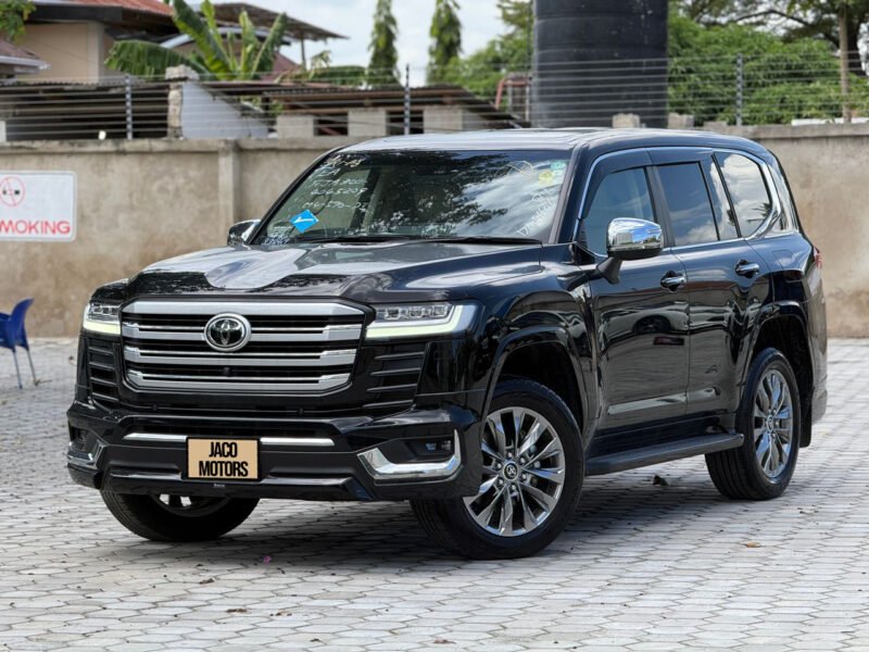 TOYOTA LANDCRUISER ZX LC300