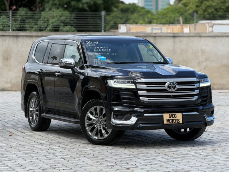 TOYOTA LANDCRUISER ZX LC300