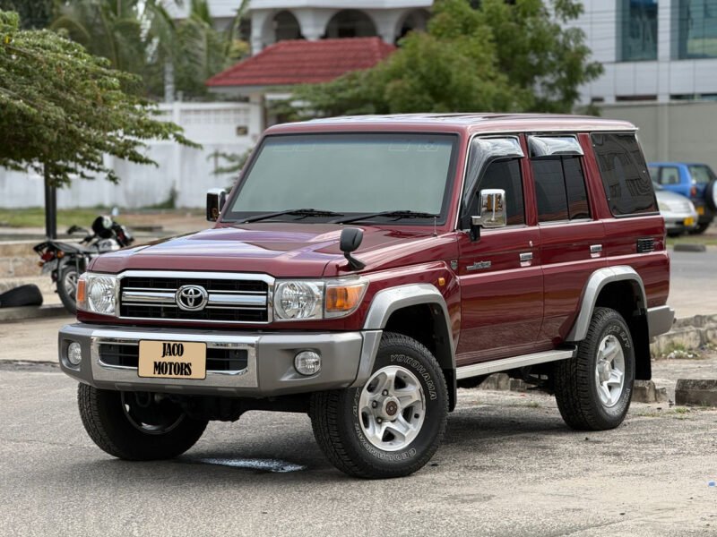 TOYOTA LAND CRUISER LX 1Hz