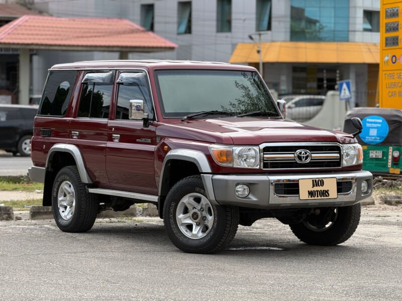 TOYOTA LAND CRUISER LX 1Hz