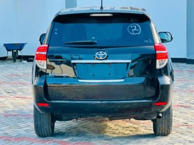 TOYOTA VANGUARD