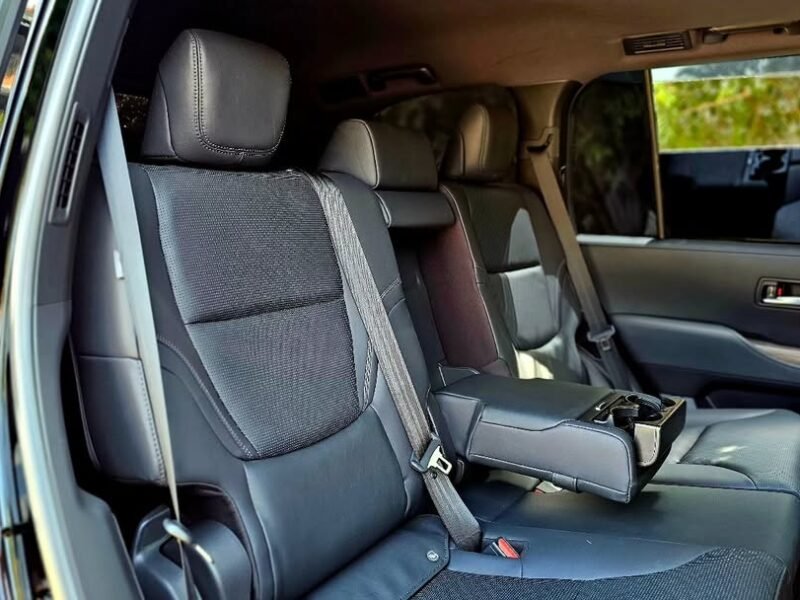 TOYOTA LAND CRUISER ZX LC300